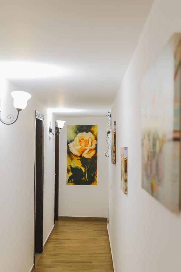 Fori'S Rooms Himare Exterior foto