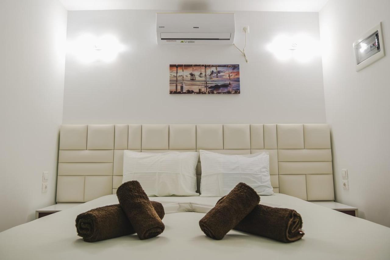 Fori'S Rooms Himare Exterior foto