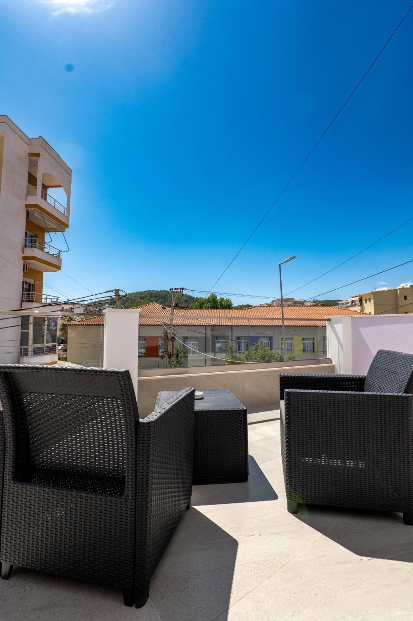 Fori'S Rooms Himare Exterior foto