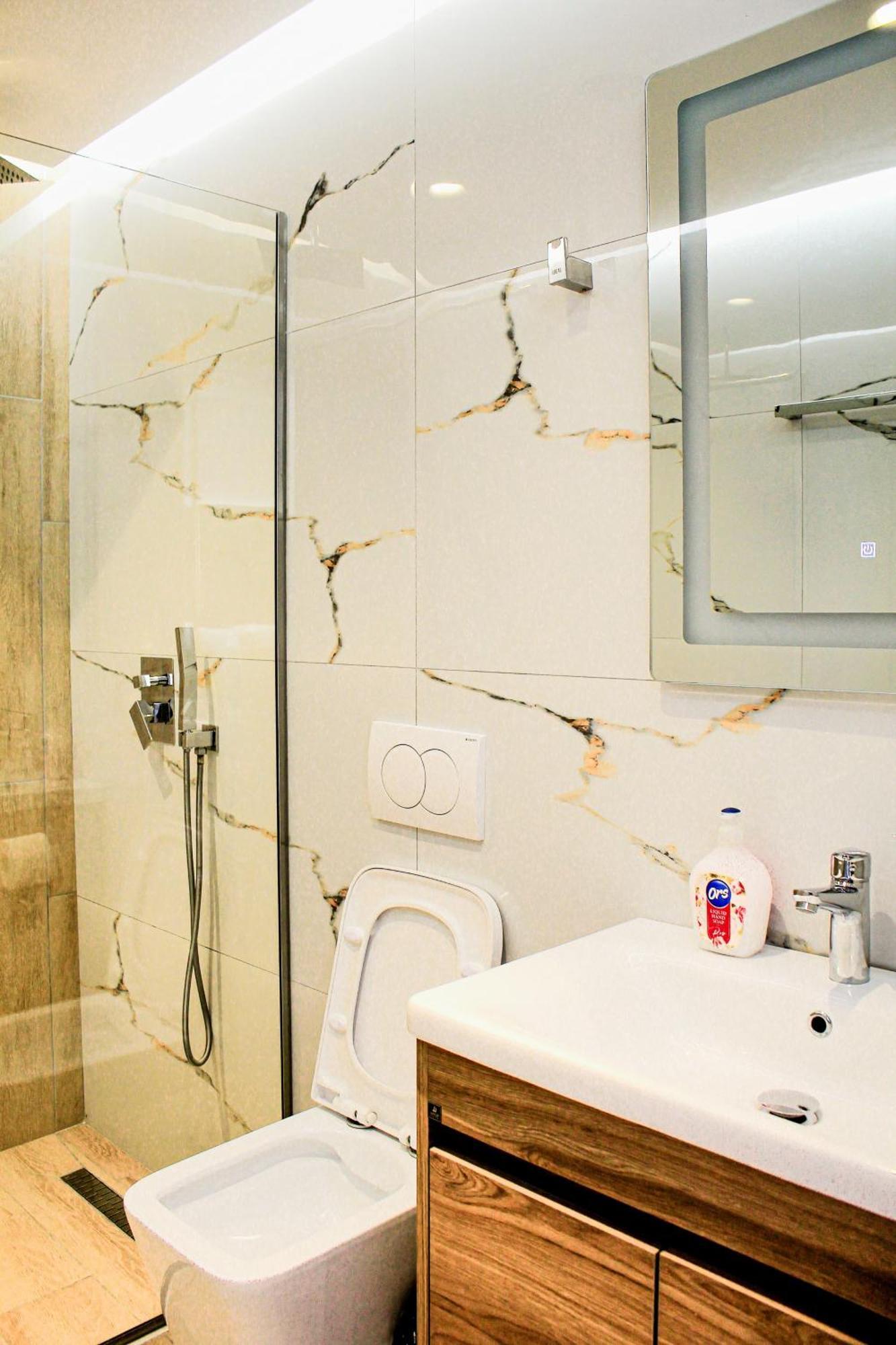 Fori'S Rooms Himare Exterior foto
